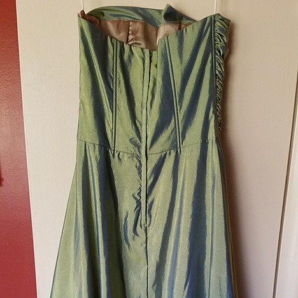 Bari Jay formal gown iridescent green size 5/6 - Picture 7 of 8